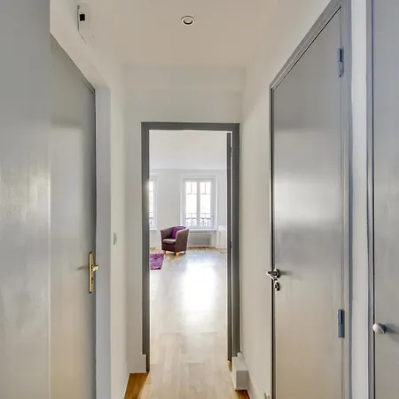 Arc De Triomphe Apartment *